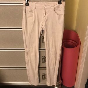 White Jeans size 7